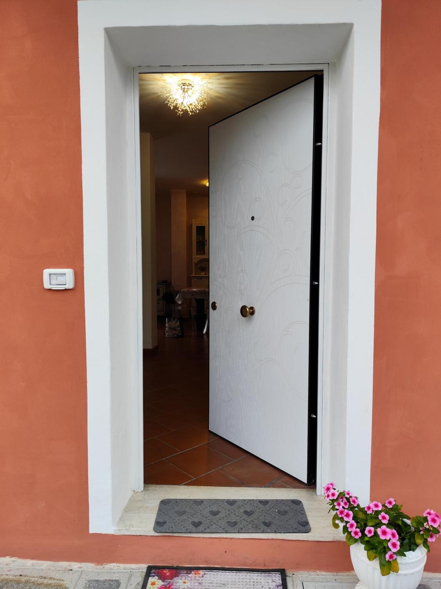 La Casa Di Giada, Appartamento In Villetta Con Aria Condizionata, Wi-Fi E Parcheggio Gratuito Poggi Exterior photo